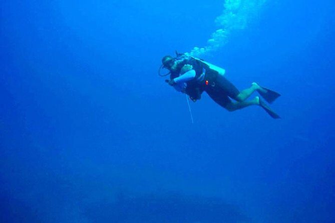 Roatan Reactive-Refresher Dive Course - FAQ