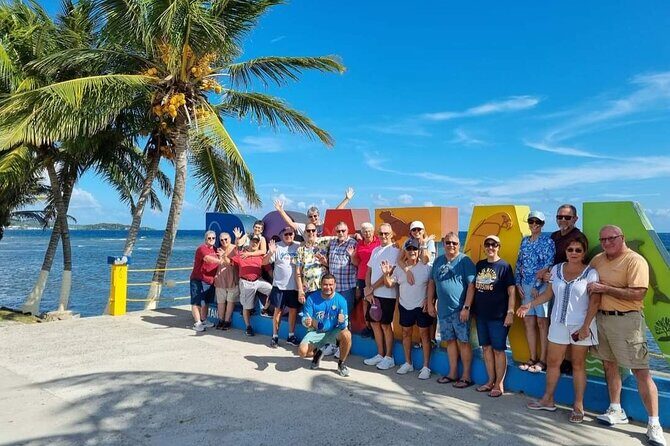 Roatan Snorkeling Adventure monkey Sloth west Bay Beach. - Key Points