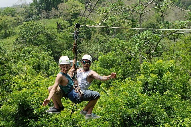 ROATAN: Zipline-Sloths-Snorkeling-City Tour Chocolate & Rum - Key Points