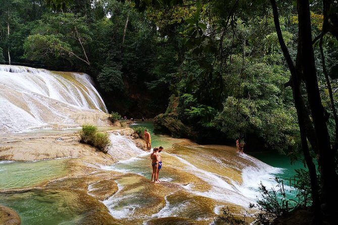Roberto Barrios Waterfalls - Exploring the Roberto Barrios Waterfalls in Palenque