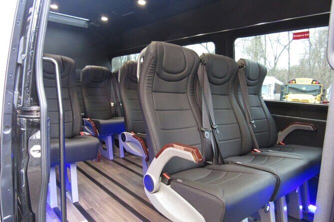 Roberts Transportation Luxury shuttle and sightseeing tour - A Detailed Look at the Experience