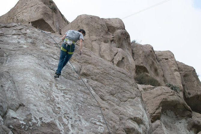 Rock Climbing Arequipa in Valle de Chilina - FAQs