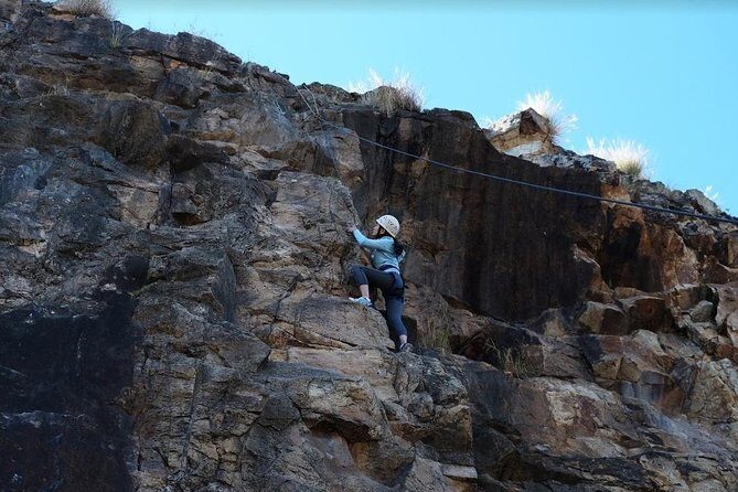 Rock Climbing at the Kangaroo Point Cliffs in Brisbane - Rock Climbing at the Kangaroo Point Cliffs in Brisbane