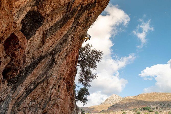 Rock Climbing Course - An Overview of the Crete Rock Climbing Experience
