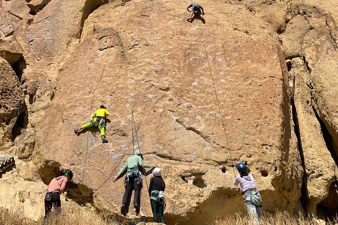 Rock Climbing Day Trip at Smith Rock State Park - Exploring the Experience in Detail