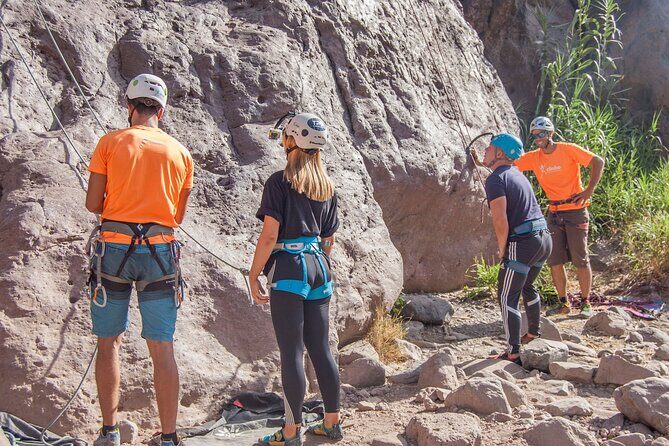 Rock Climbing from Beginners to Experts - Small Groups - Discovering the Gran Canaria Climbing Experience