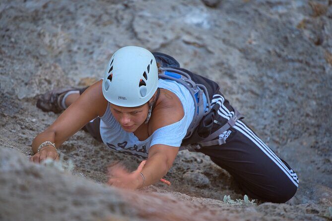 Rock Climbing & Rappelling for the real thrill seekers! - Technical Details and Practical Tips