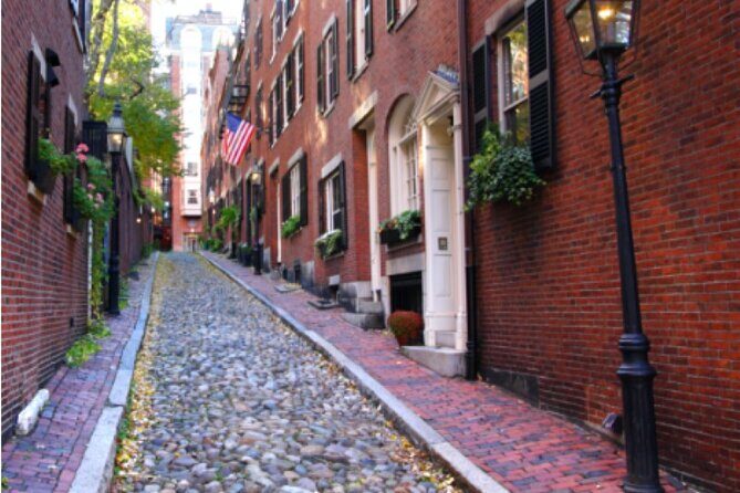 Rockstars of the Revolution: Blazing the Boston Freedom Trail - Key Points