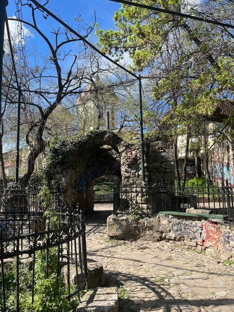 Roma Culture, Realities and Slavery History, Walking tour - Who Will Love This Tour?