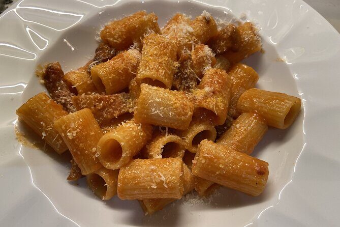 Roman 4-Course Dinner Filled with Wine - Key Points