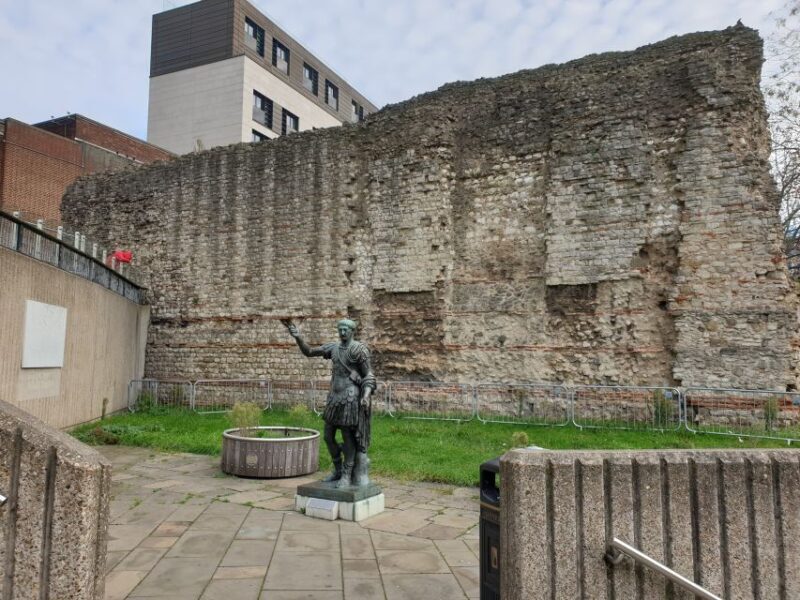 Roman Ruins to Blitz Bombings: London's Fiery History - A Detailed Look at the Experience