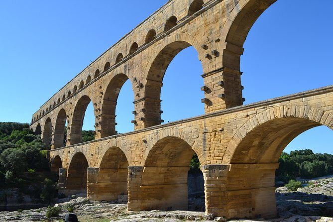 Roman Sites and Historical Places Day Trip from Avignon - Who Should Consider This Tour?