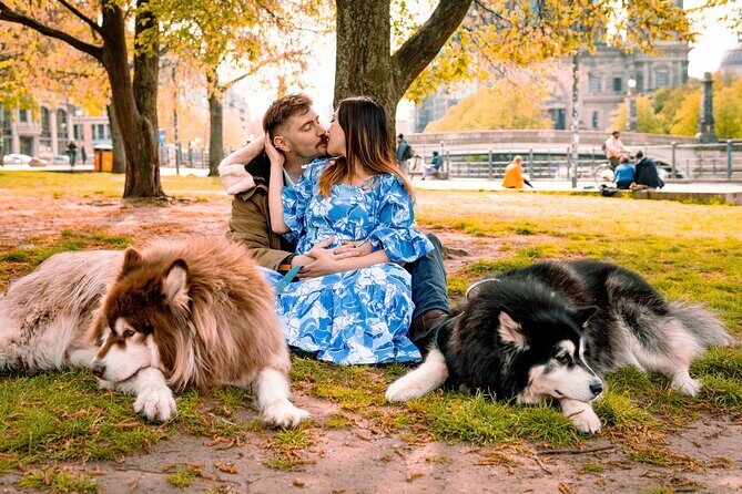 Romantic Couple Photoshoot in the Heart of Berlin - FAQ