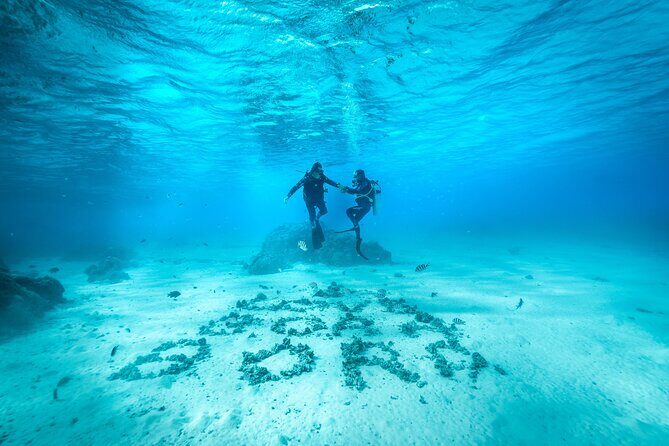 Romantic dive in the lagoon of Bora Bora - Romantic Dive in the Lagoon of Bora Bora: A Unique Experience for Couples