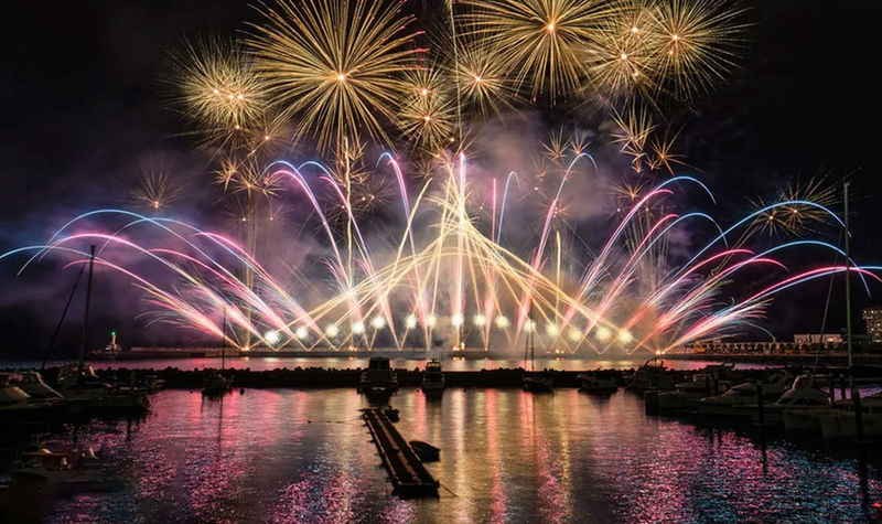 Romantic Hakone Atami Full-Day Fireworks Tour - A full day with fireworks as the payoff
