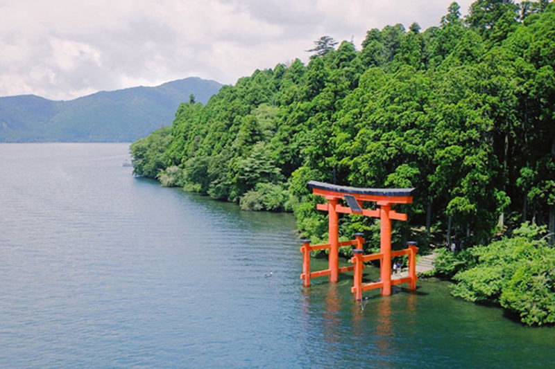 Romantic Hakone Atami Full-Day Fireworks Tour - What the $70.75 starting price tells you