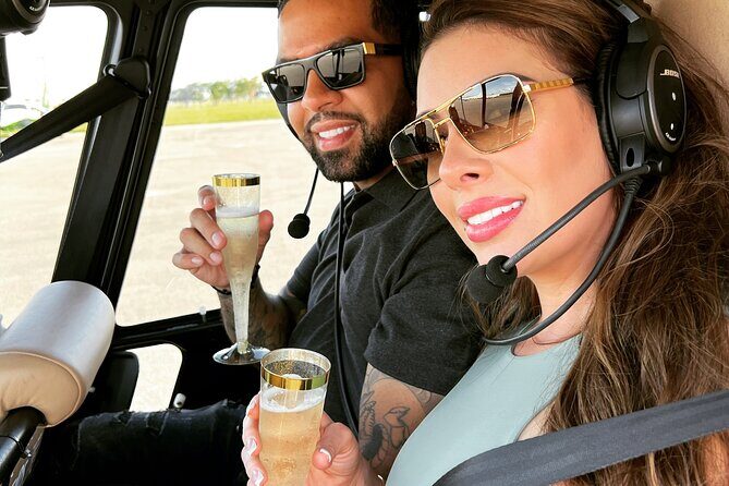 Romantic Miami Helicopter Tour with Champagne - A Clear Look at the Romantic Miami Helicopter Tour with Champagne