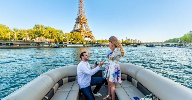 Romantic photo shooting on a private boat in Paris - How It Compares to Similar Experiences