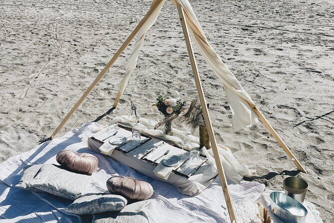 Romantic Picnic by the beach - An In-Depth Look at the Romantic Beach Picnic Experience