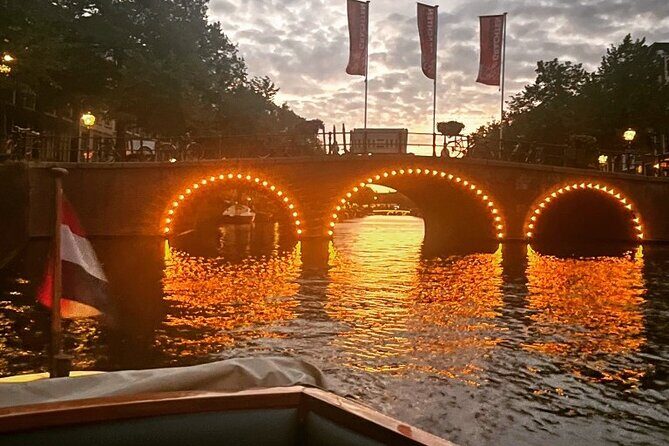 Romantic Private Boat Tour Amsterdam 90min incl welcome drink - A Deep Dive into the Experience