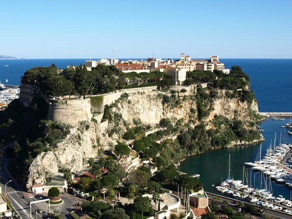 Romantic Private Tour for 2 plus guide on your own Solar Powered Boat - Romantic Private Tour for 2 on a Solar-Powered Boat in Beaulieu-sur-Mer