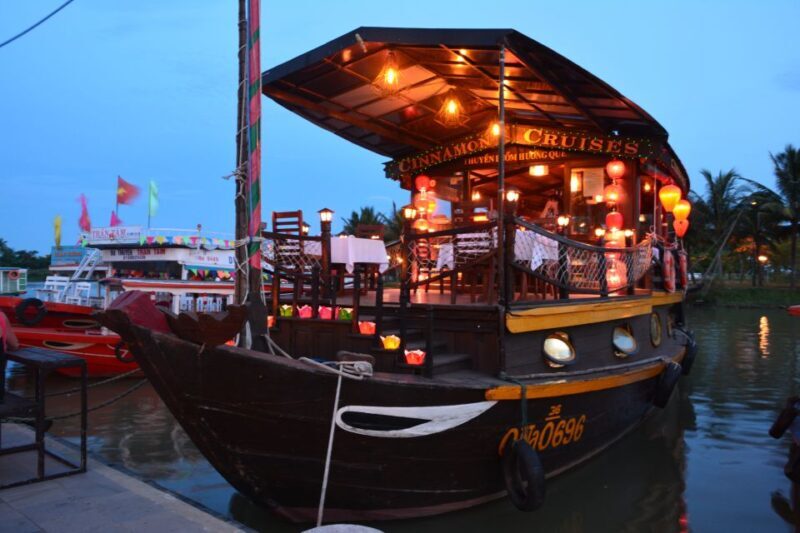 Romantic Sunset Dinner Cruise in Hoi An - Romantic Sunset Dinner Cruise in Hoi An: A Detailed Review
