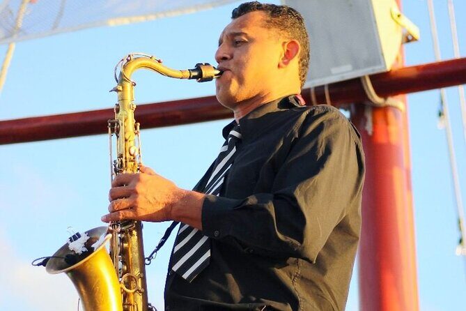 Romantic Sunset Dinner Cruising Experience - Practical Tips for Your Sunset Cruise