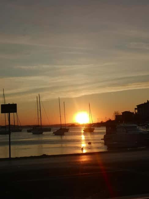 Romantic Sunset tour around Zadar with Drinks - Duration and Group Size