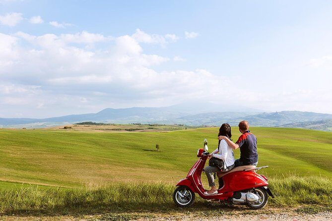 Romantic Vespa Tour and Wine Tasting - Experience the Charm of Tuscany with a Romantic Vespa Tour and Wine Tasting