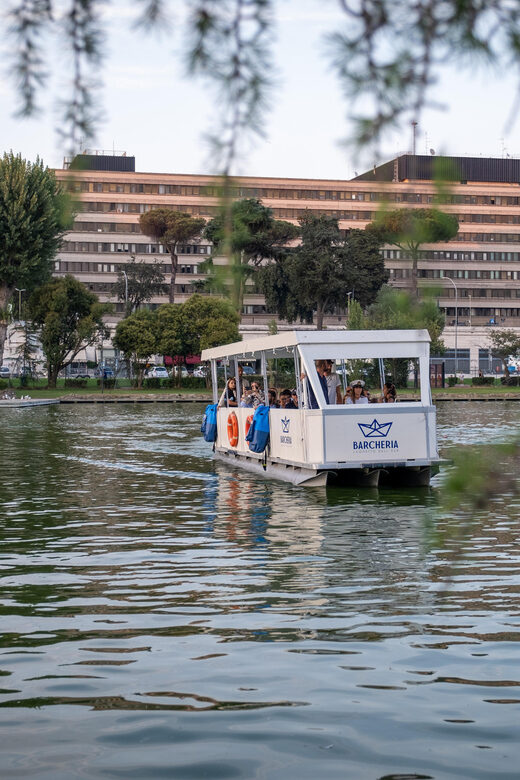 Rome: 30-minute boat tour to Laghetto dell'Eur - Key Points