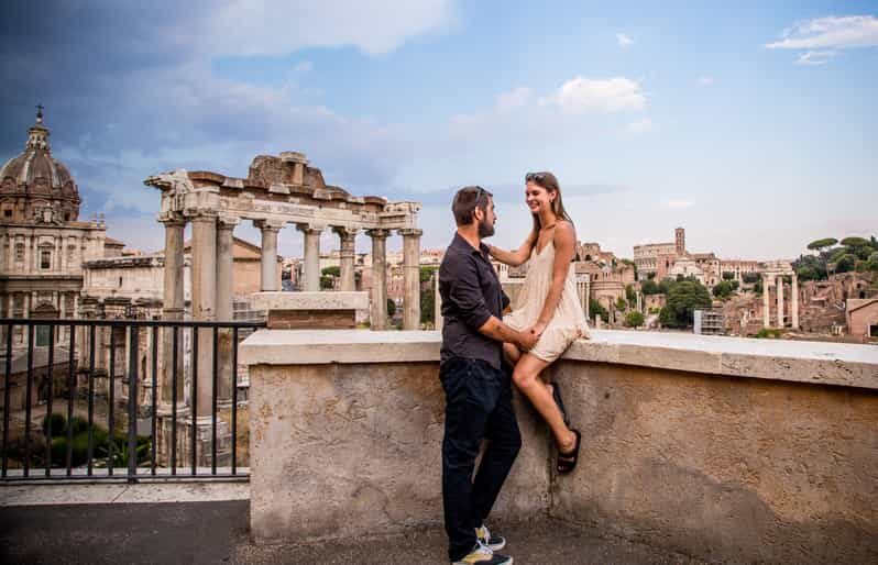 Rome: Ancient Rome Guided Walking Tour Beyond the Colosseum - The Starting Point and First Impressions