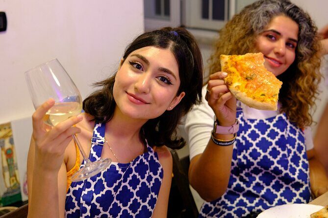 Rome Art Class: Painting & Unlimited Wine - FAQ