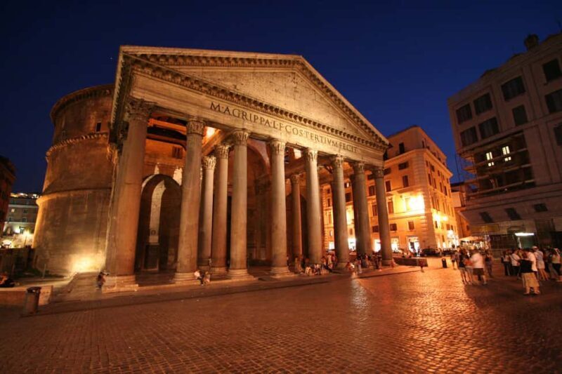 Rome by Foot: From the Altar of the Fatherland to the Trevi Fountain - Discovering Rome by Night: An Authentic and Accessible Experience