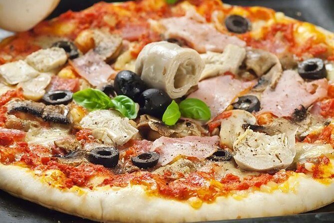 Rome by night with pizza & gelato ( minimum 2 people) - FAQs