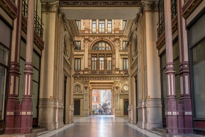 Rome City Center Walking Tour and GelatoTasting- Up To 6 People - Frequently Asked Questions
