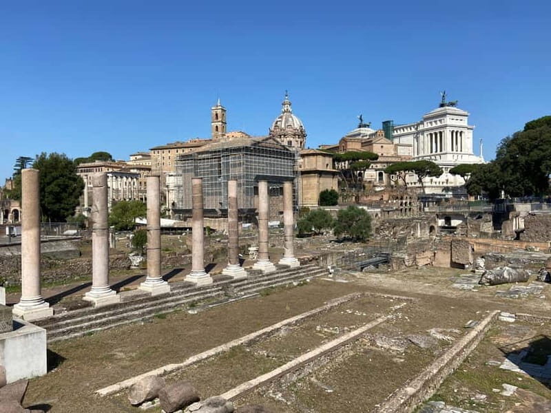 Rome: Colosseum Forum Palatine Entry + MULTIMEDIA Experience - The Colosseum: Where History Roars