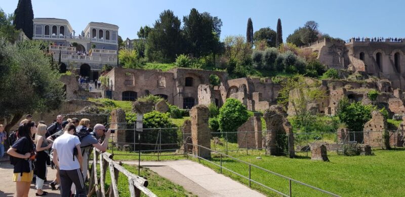 Rome: Colosseum, Roman Forum & Palatine Hill Guided tour - Who Should Consider This Tour?
