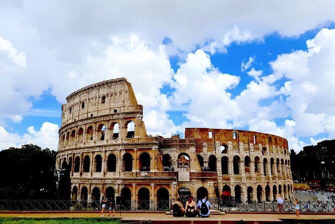 Rome: Colosseum, Roman Forum & Trajan's Market Exterior Tour - Exploring Rome’s Ancient Icons from Outside