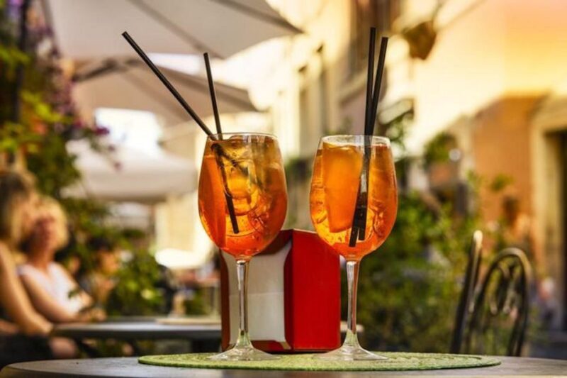 Rome: Evening Walking Tour with Cocktails and Local Guide - A Comprehensive Look at the Rome: Evening Walking Tour with Cocktails and a Local Guide