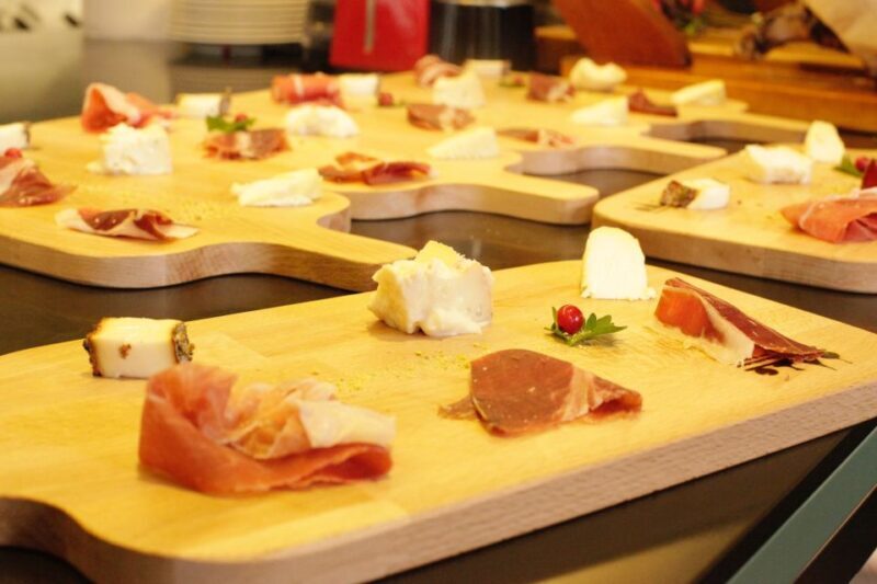 Rome: Food Tour in Trastevere with Dinner & Fine Wine - Practical Details & Tips