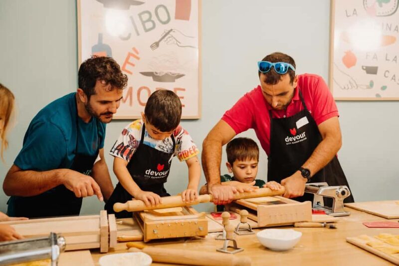 Rome: Fresh Pasta-Making Class with Wine and Gelato - Key Points