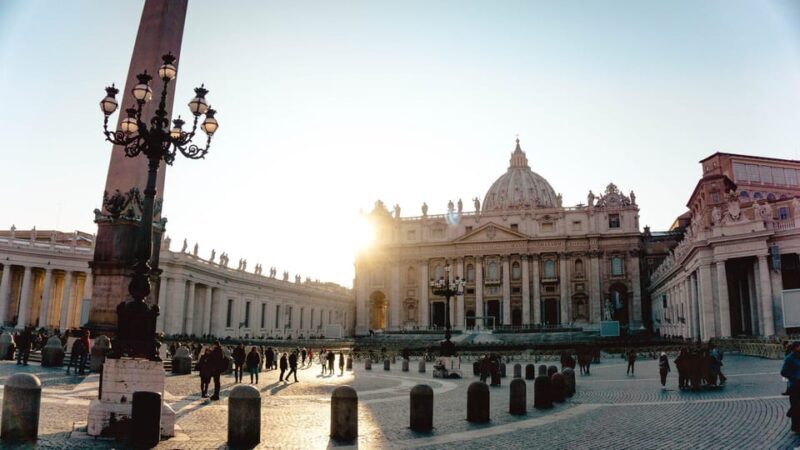 Rome: In-Depth St. Peter's Basilica Tour with Tour Guide - Exploring St. Peters Basilica: A Guided Tour Worth Considering