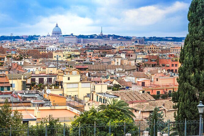 Rome in Golf Cart 4 hours Private Tour with Pickup from hotel - Exploring Rome in a Golf Cart: An Unconventional, Delightful Approach