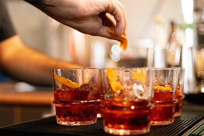 Rome Nightlife Experience: Award-Winning Bar Crawl with Guide - Who Should Consider This Tour?