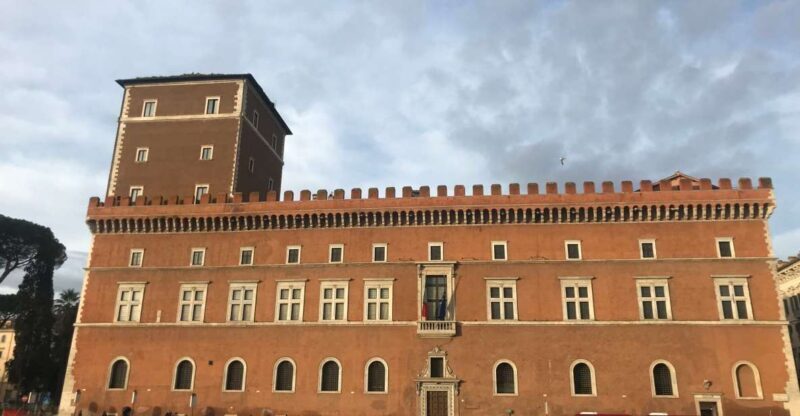 Rome: Palazzo Venezia Reserved Entrance with Museum - Practical Considerations