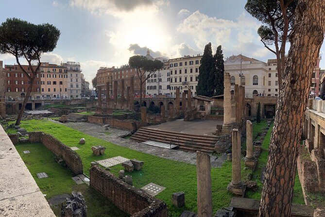 Rome: Pantheon, Trevi Fountain and Roman Squares Guided Tour - An In-Depth Look at the Rome: Pantheon, Trevi Fountain, and Roman Squares Tour