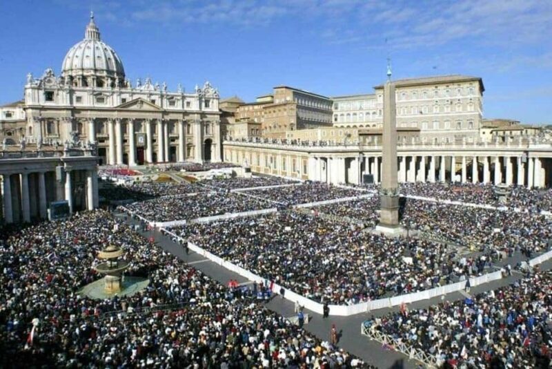 Rome: Papal Audience Guided Tour with Reserved Ticket - The Experience in Detail