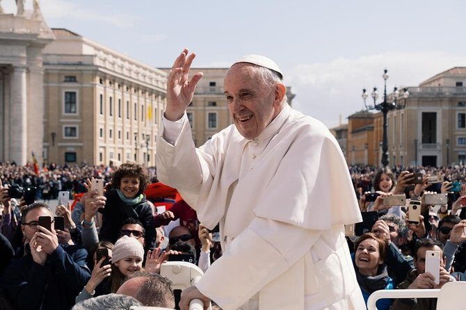 Rome :Papal Audience with Skip the Line Vatican Museums Guided Tour - Who Should Consider This Tour?