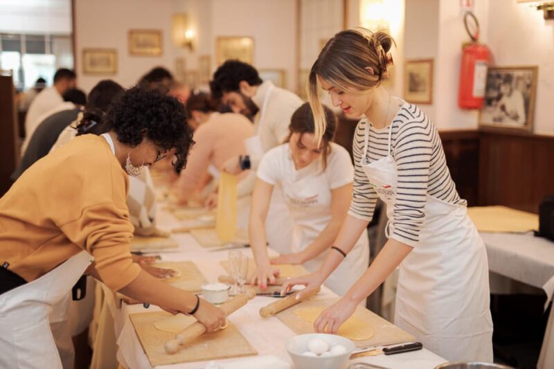 Rome: Pasta and Tiramisu Cooking Class in Piazza Navona - Why This Experience Stands Out