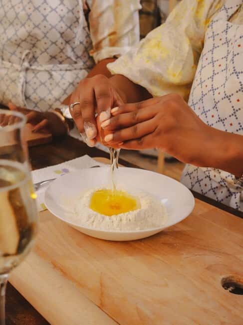 Rome: Pasta Class with 3 Spritz or Tiramisu by the Colosseum - Discovering the Heart of Roman Cooking